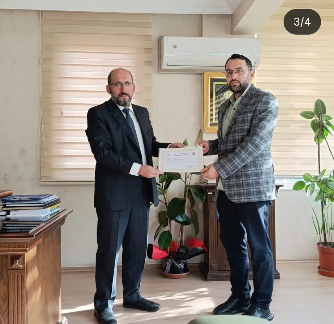Gölyaka Kaymakamı Sayın Mehmet Bircan Bey Tarafından Üstün Başarı Belgesi Takdimi